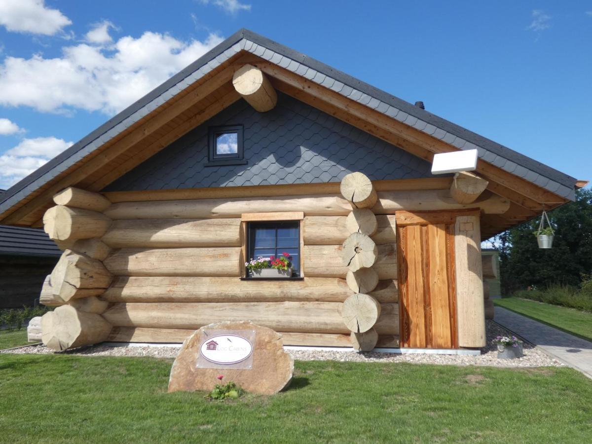 Naturstammhaus Tollensesee Gross Nemerow Exterior foto